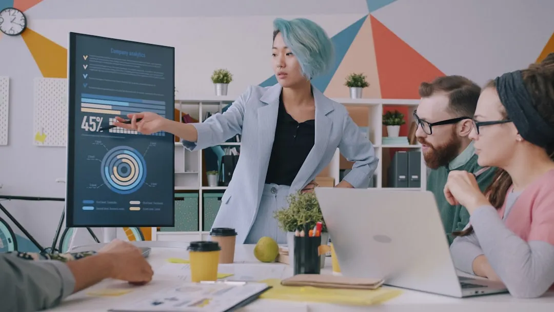 软件定制与技术咨询服务：企业级管理系统选型对比